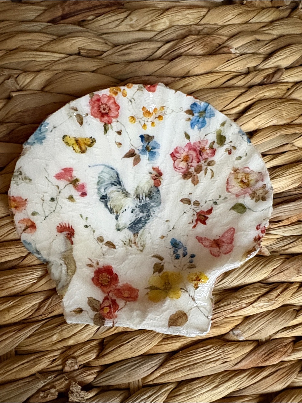 Hand Crafted White Shell Accent with Multicolor Floral & Rooster Motif